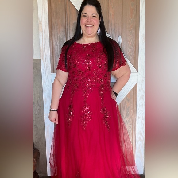 Faeriesty Dresses & Skirts - Elegant Red Lace Evening Gown With Corset Back. Beautiful beading.  Size 20W
